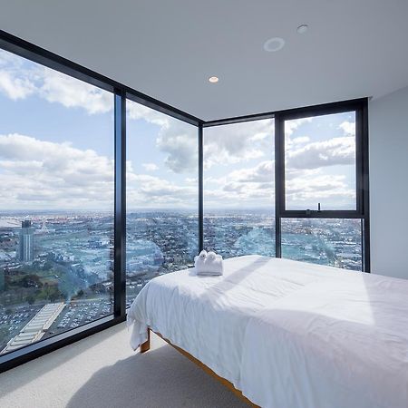Light Tower Apartment Melbourne Exterior photo