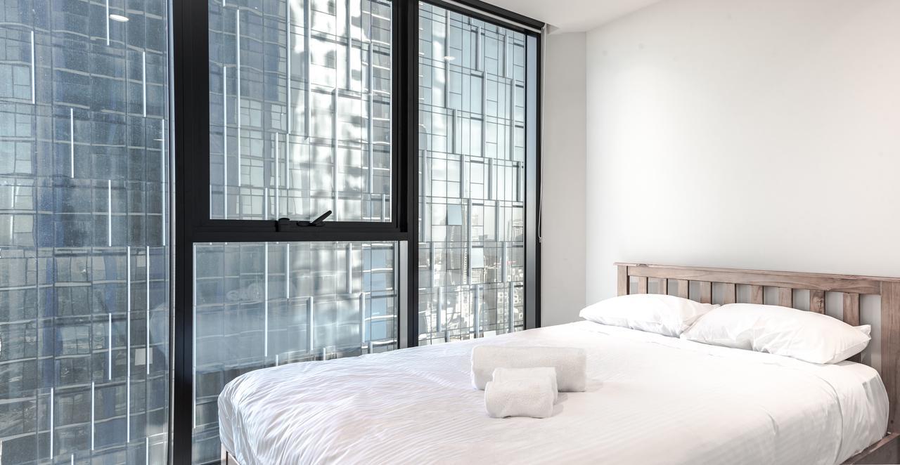 Light Tower Apartment Melbourne Exterior photo